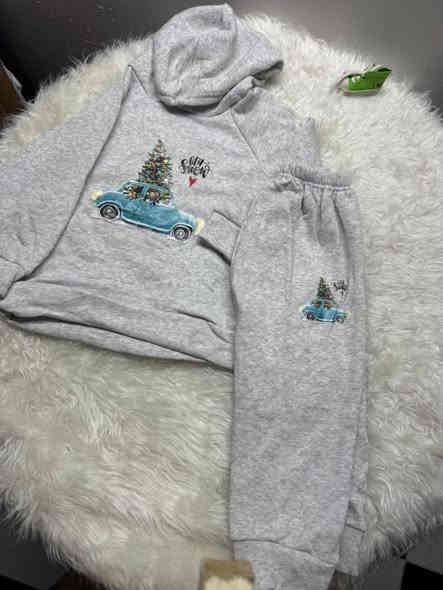 من رخصة الادمن المحترمً
السلامًً عليكم بنات عرض خاص تراكسود عمر ١-٧ سنوات ماركة بات باتً الاوربي جديد شتائي قطني مبطن 
السعر ٥٠٠٠ وتوصيل داخل الحي العسكري ٢٠٠٠
توصيل باقي مناطق المحافظة ٣٠٠٠
والياخذ ٣ قطع واكثر يكون التوصيل مجاني العرض لفتره محدوده 
للحجز مراسلة الصفحه او الاتصال ***********
