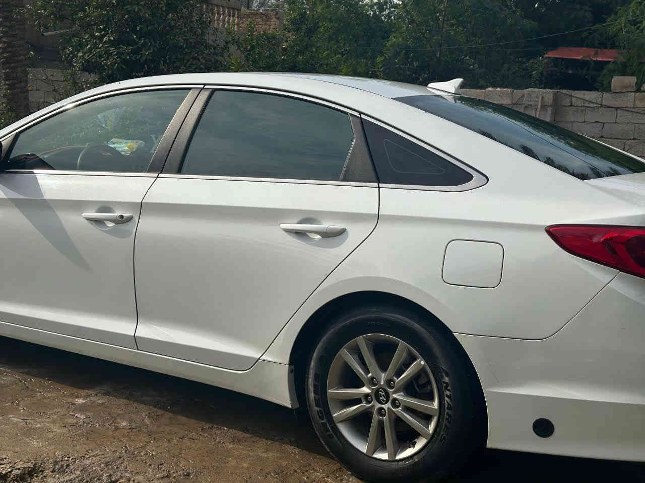 سوناته موديل ٢٠١٧.  امريكي
بنيد طاير فقط 
محرك gtl
منظومه غاز ايطاليه
السعر ١٣٧
***********
