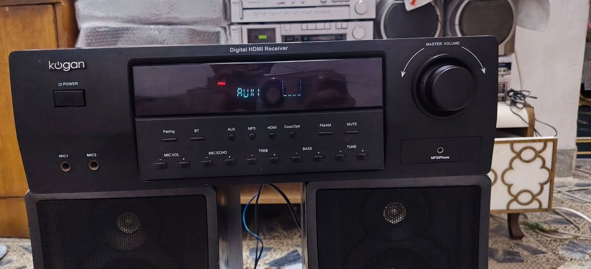 سلام عليكم  مضخم صوت   جدا راقي مواصفات  الجهاز   يخرج 6 سماعات  5 مداخل اجدي اوبتكل بلوتوث  3 مداخل اوكس راديو   👈 للبيع   80 الف


**إذا كنت صاحب هذا الإعلان وتريد حذفه لأي سبب، رجاءا أرسل رسالة إلى الدعم الفني**