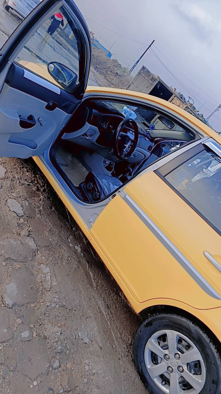 اكسنت. 🚕امريكي محرك 1600 كير اوتماتيك
‏رقم بغداد انكليزي باسمي

‏ السيارة جاهزه عل اخير كير مكينه حدادية كهربائيات كلها جديد هيئه غرامات صفر.  بدون ضرر

‏فقط تلقيطات مال تكسي.  
السعر 105 وبيها مجال شي قليل 
‏رقم الهاتف 📲

‏***********

‏***********

‏
