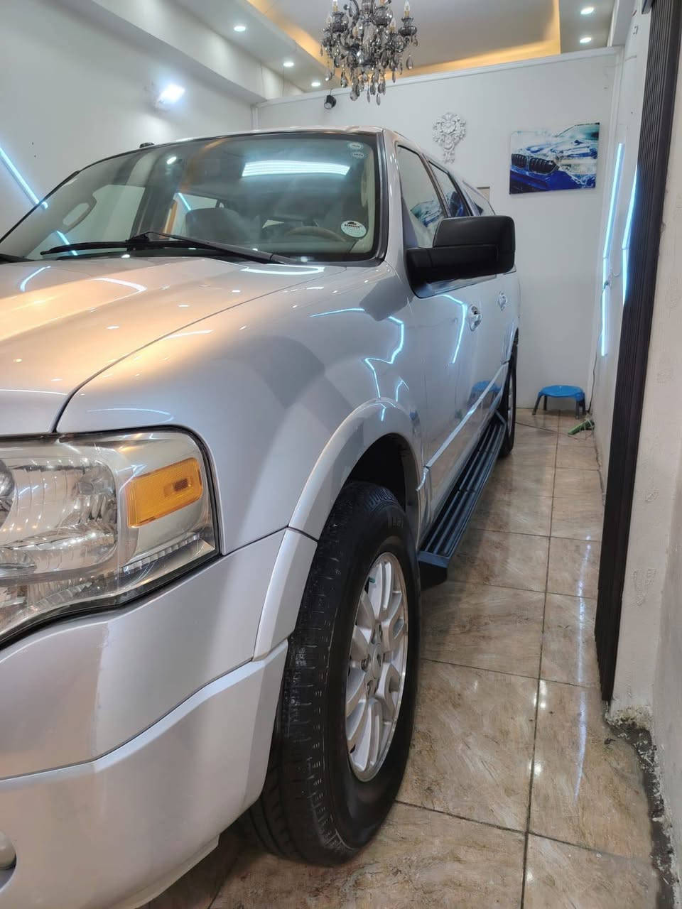 السلام عليكم ورحمة الله 
فورد اكسبديشن خليجي 
مكفول
موديل ٢٠١٣
مراوس او بيع 
السعر ١٥٠ورقه
العنوان بغداد 
للتواصل
***********
