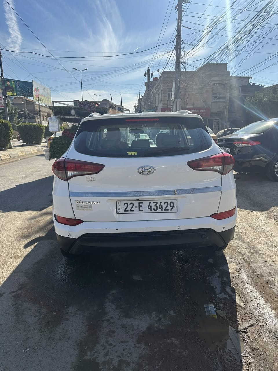 السلام عليكم
توسان خليجي 2018
لون ابيض رقم اربيل
سنوية ب أسمي تحويل ثاني يوم
الممشى 107 الف كيلو قابله للزيادة
حساسات 4 خلفية
كامرة خلفيه دوارة 
مراة جانبي شفط 
تخم تايرات جديد
باتري جديد 
تحكم ستيرن 
محرك 2000 دوش
كير و محرك مكفولات
تبريد قطعتين

بيها 3 وضعيات قيادة
ECO (اقتصادي)
NORMAL (طبيعي)
Sport(رياضي)

كل شي واضح بالصور
السيارة بالواقع بعد احلى

ضربتها جاملغ الخلفي على كد
اصبعين  ( يرجع بارد او PDR)
موضح بالصورة 

سيارة مالك اول على ايدي زيرو

السعر :-  188 ورقه
او
دفتر و 88 ورقه

الموقع :- الدورة - حي الجزيرة الثانية

رقم الهاتف : ***********
