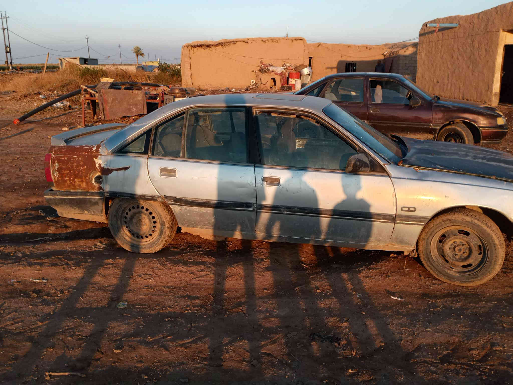 السلام وعليكم وابل وميكة للبيع موديل ١٩٨٩ سنوية عظم عاج تايرات نص عمر وصدر نص ونص كير ومحرك خير من الله العنوان كركوك قضاء الحويجة السعر 10 وبيها مجال للطيبين اتصال على هاذة الرقم ‏‪***********‬‏
