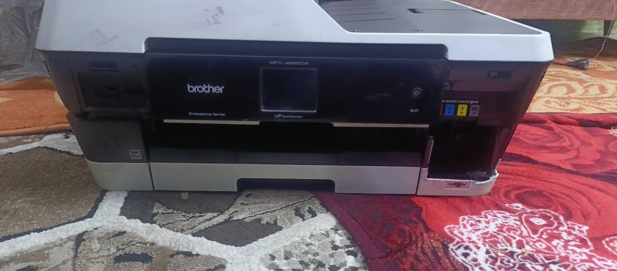 السلام وعليكم
للبيع طابعه جديده
السعر /300الف وبيه مجال

الاستفسار ***********
