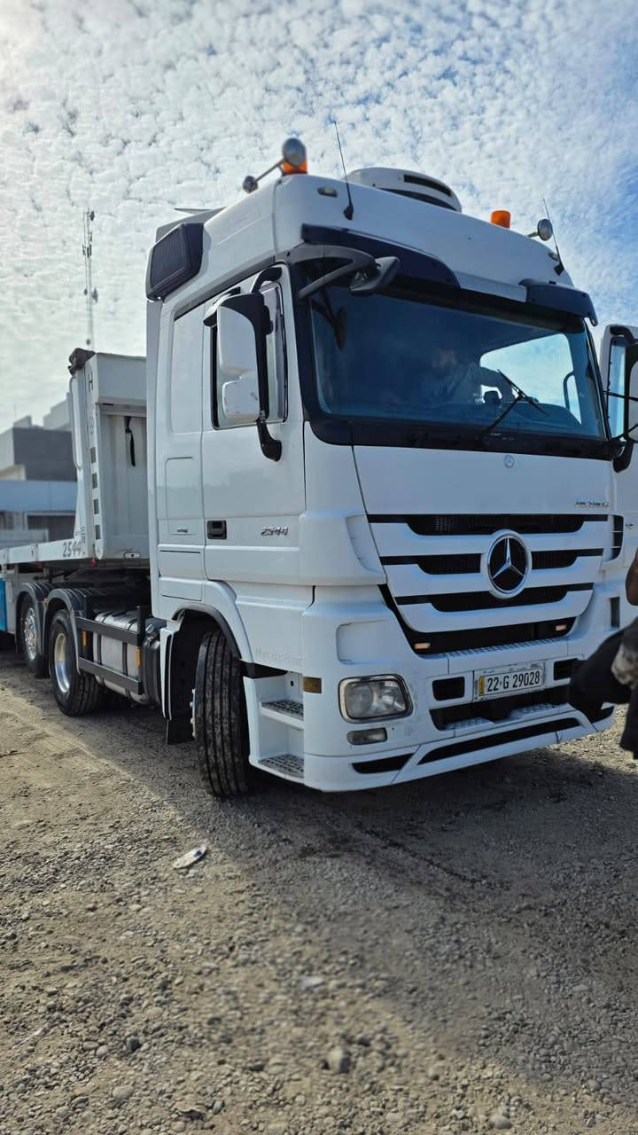 سلآم عليكم اكتروز موديل ١١سنكل خلفي كامل مواصفات رتايدر كامره حساس ثلاجه سبلت رقم أربيل مربوطه عربانه فلات حداديه  مكفوله كفاله عامه ***********
