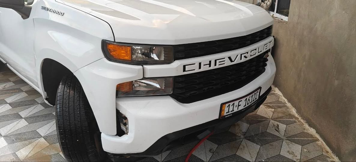 شوفلريت سلفراود تك
K/M 77.000

V8 
2020

قطعتين 

رقم بغداد بأسمي تحويل مباشر رقم جديد

175 وبيه مجال 

***********
