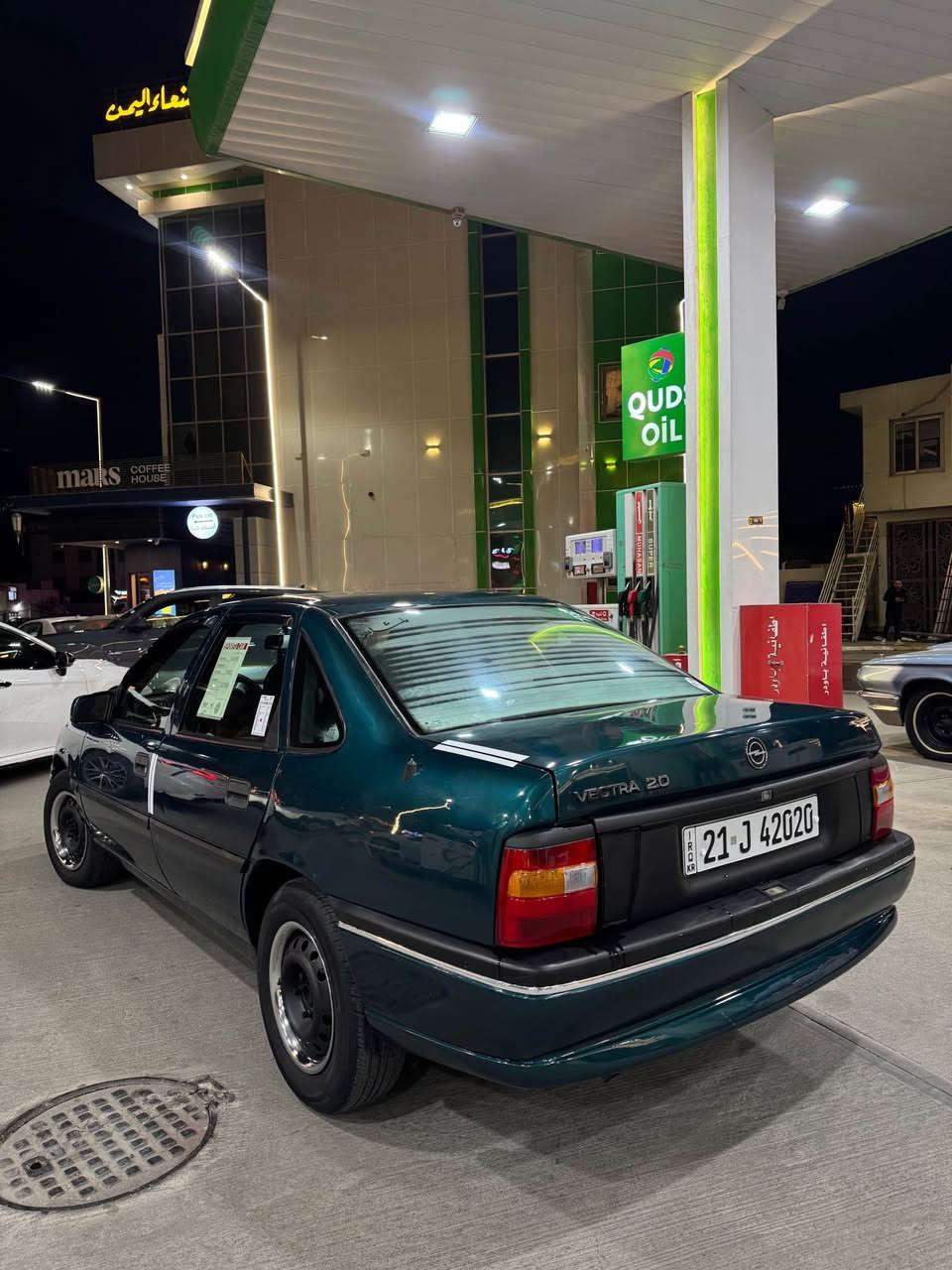 سلام عليكم 
اوبل فيكترا
 موديل 1995
رقم سليمانية دولي  
سنوية هزه براد جديد لحد 2030 
كير عادي حجم محرك 20 بشرط 
بدون ضرار بدون حادث بدون خياس بجم كبس 
فقط كليرر للجمالية  
سلايد جام كهربائي قفل مركزي 
السياره ABS باور 4 اطارات وباتري جديد
دبل ايرباك داخل نظيف  
صدر امامي و خلفي كله جديد كهربائي السياره كله شغال 
مابيه دينارر مصرف ترايك وين متريد 
شرط تحويل وكالة ثاني يوم 
رقم: *********** كركوك, العراق
