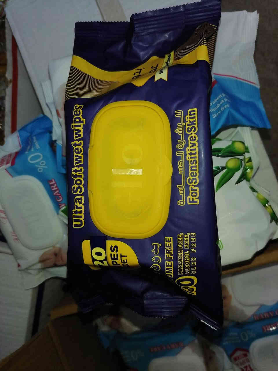 بسم الله الرحمن الرحيم
#عرض_خاص
💢كلينس مرطب ١٢٠ سحبة ×٧٥٠ متوفر بعطر وبدون عطر و زيتون

كل ٣ قطع ب٢٠٠٠

♦️متوفر خدمة توصيل مجاني للطلب والاستفسار مراسلة الصفحة أو المراسلة على الواتس اب على الرقم ***********

💥العنوان عنه رأس الغربي بالقرب من متوسطة عٰنه للبنين
