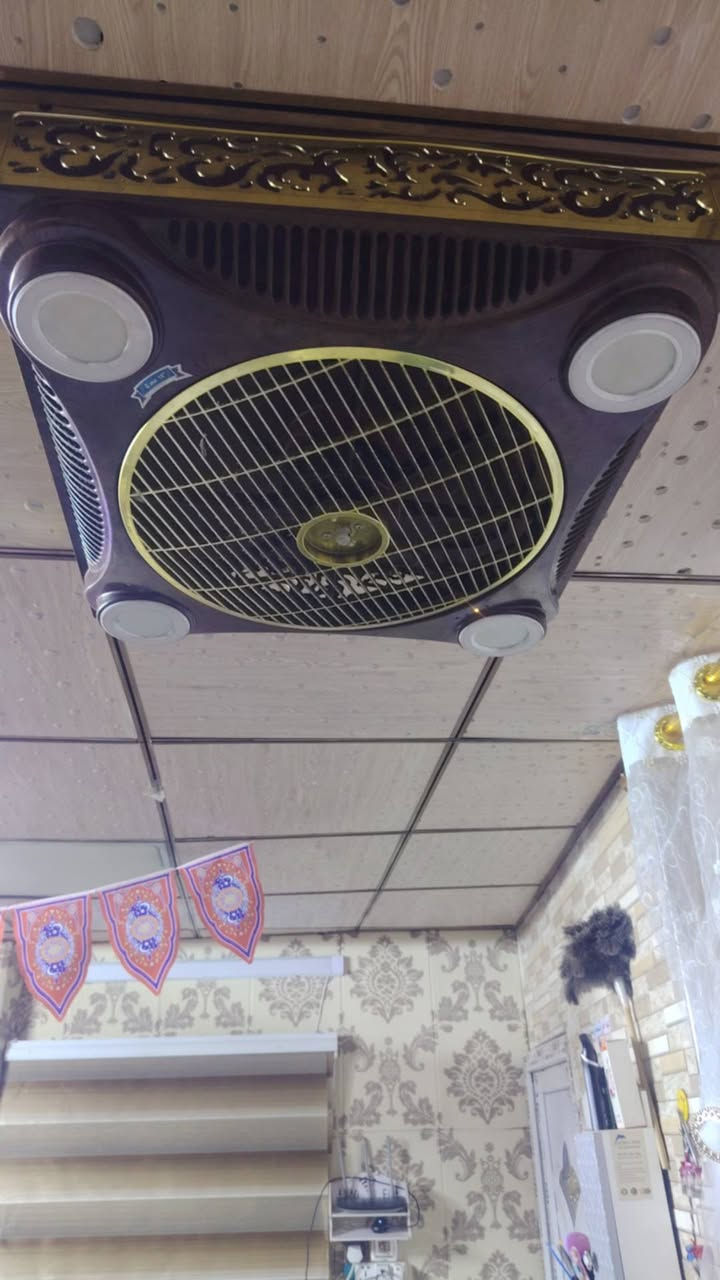 القفص 35
الأرگيلة 50 
المروحة ب30
والأرگيلة الكبيرة ب40
بغداد العطيفية


**إذا كنت صاحب هذا الإعلان وتريد حذفه لأي سبب، رجاءا أرسل رسالة إلى الدعم الفني**