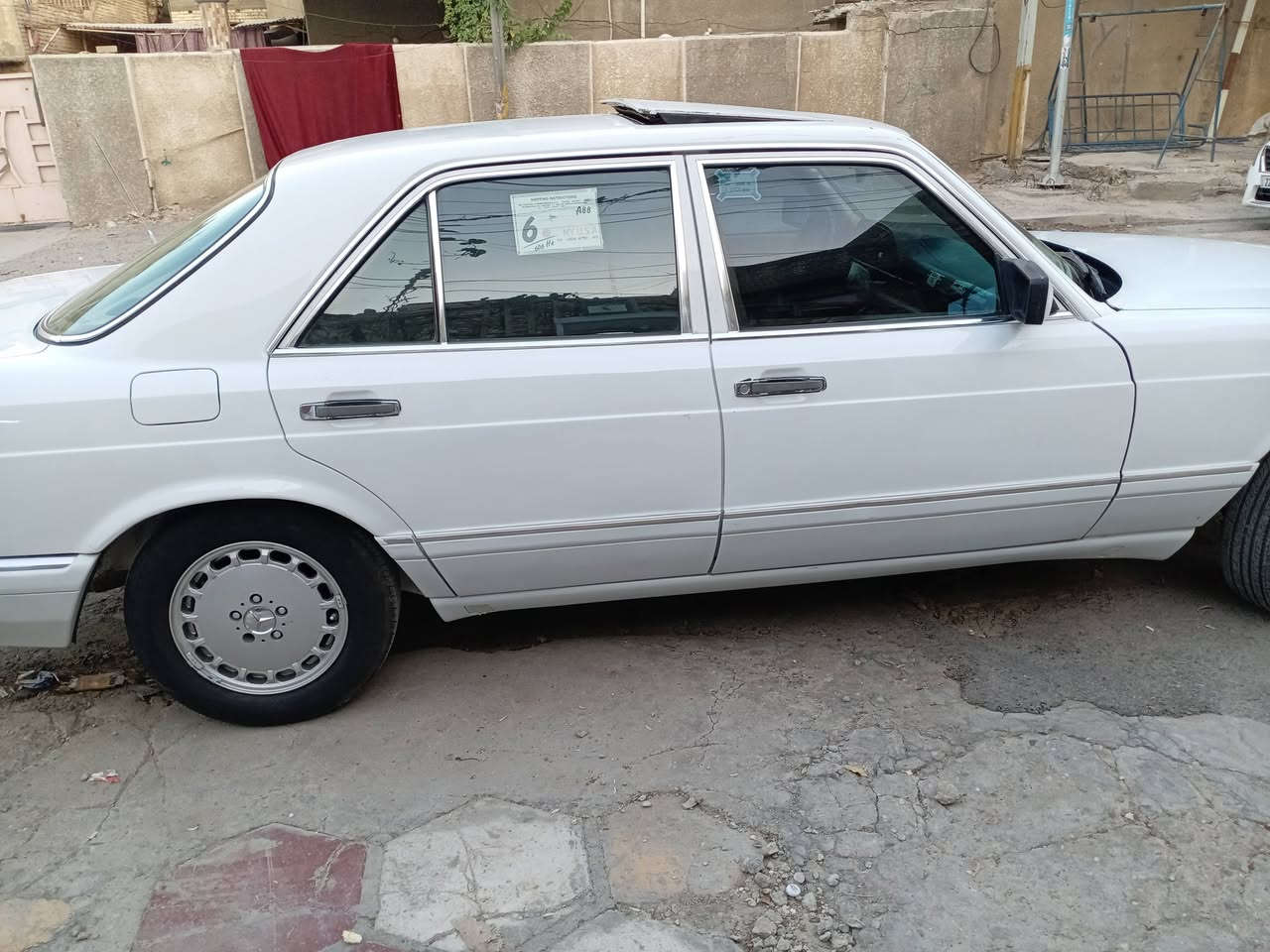 مارسيدس جامبو موديل 90 تحويل مباشر سيارة كلها بلاد سيارة جدا نظيفة بيها صبغ اقل من الحزام تبريد شغال السارة جدا نظيفة ع الشركة السعر 55 قفل مكان بغداد ***********
