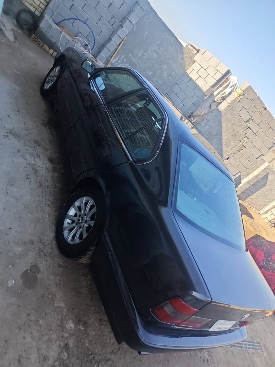 السلام عليكم BMW 353
السيارة تعمير جديد 
سعرها 50 وبيها مجال 
السيارة خير من الله 
محرك وكير كلش نضيفات 
ما بيهة نقص بس بعض الملاحضات السهلة 
‏‪***********‬‏ للتواصل
