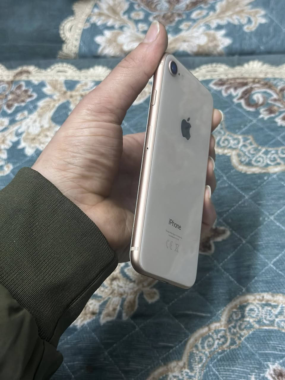 سلام عليكم ايفون 8  الجهاز  كلشي شغال بي  ذاكره 64 
سعر 75 الف 
مكاني بغداد حي جهاد 
***********
