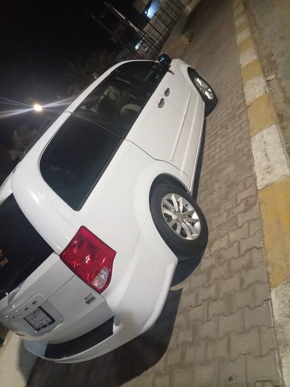 السلام عليكم حبايب دوج كرفان موديل ١٦ للبيع سياره جديده محرك وكير جديده تبريد ٣ قطع طابه كلين لعراق صارت بيها شخط ونصبغت ٣ قطع بدون دواخل كشنات بلع سياحي أبواب كهرباء حته الجنطه جام كلها كهرباء ٦ سعر ١٦٠ وبيها مجال قليل مراوس حسب القناعه رقم الهاتف *********** مكاني الانبار هيت
