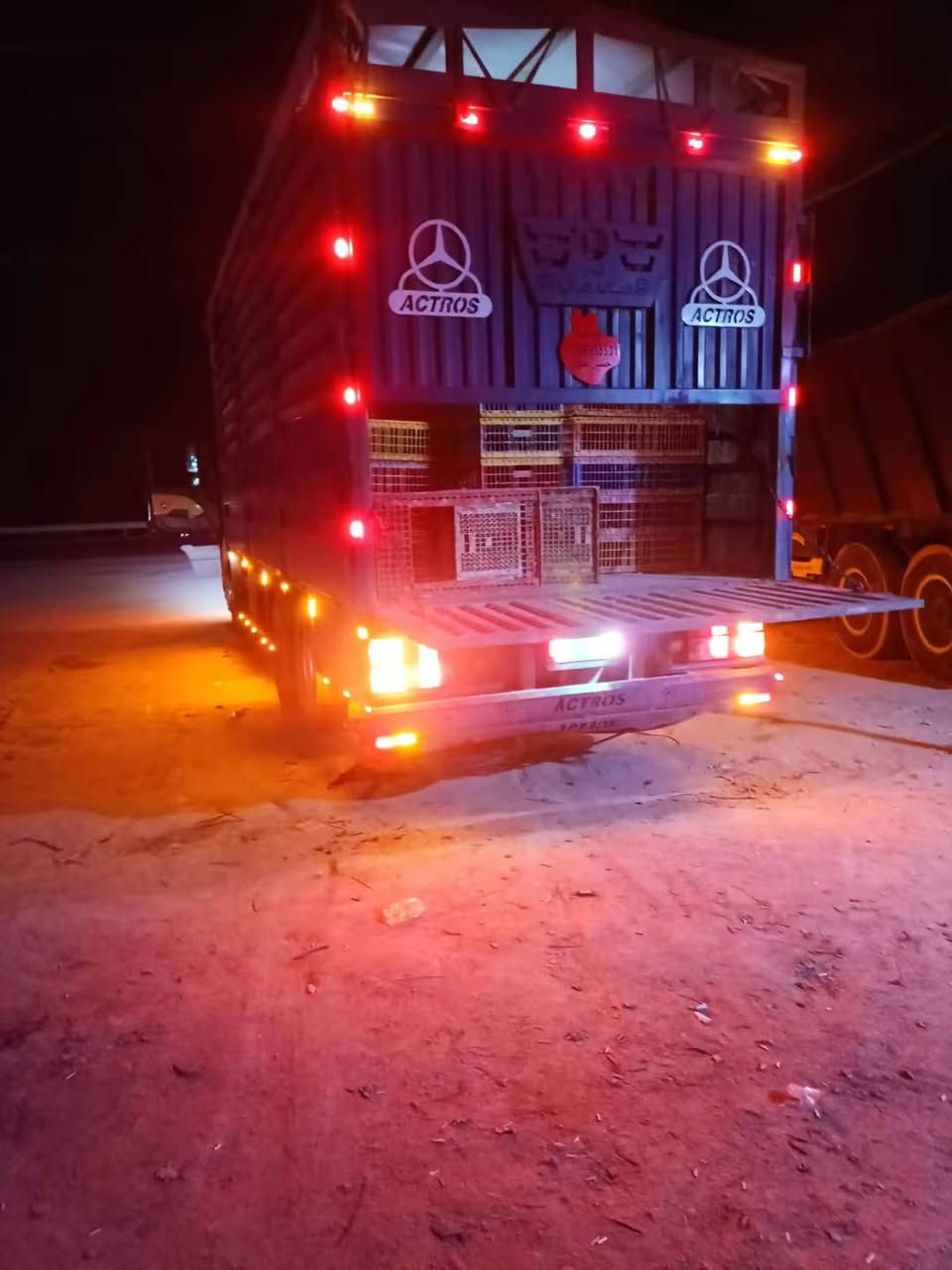 اكتروز  للبيع  موديل  2009  حواجب سياره فول موصفات كفاله عامه مزوج كامره وحساس  الاستفسار  ***********  | ***********
