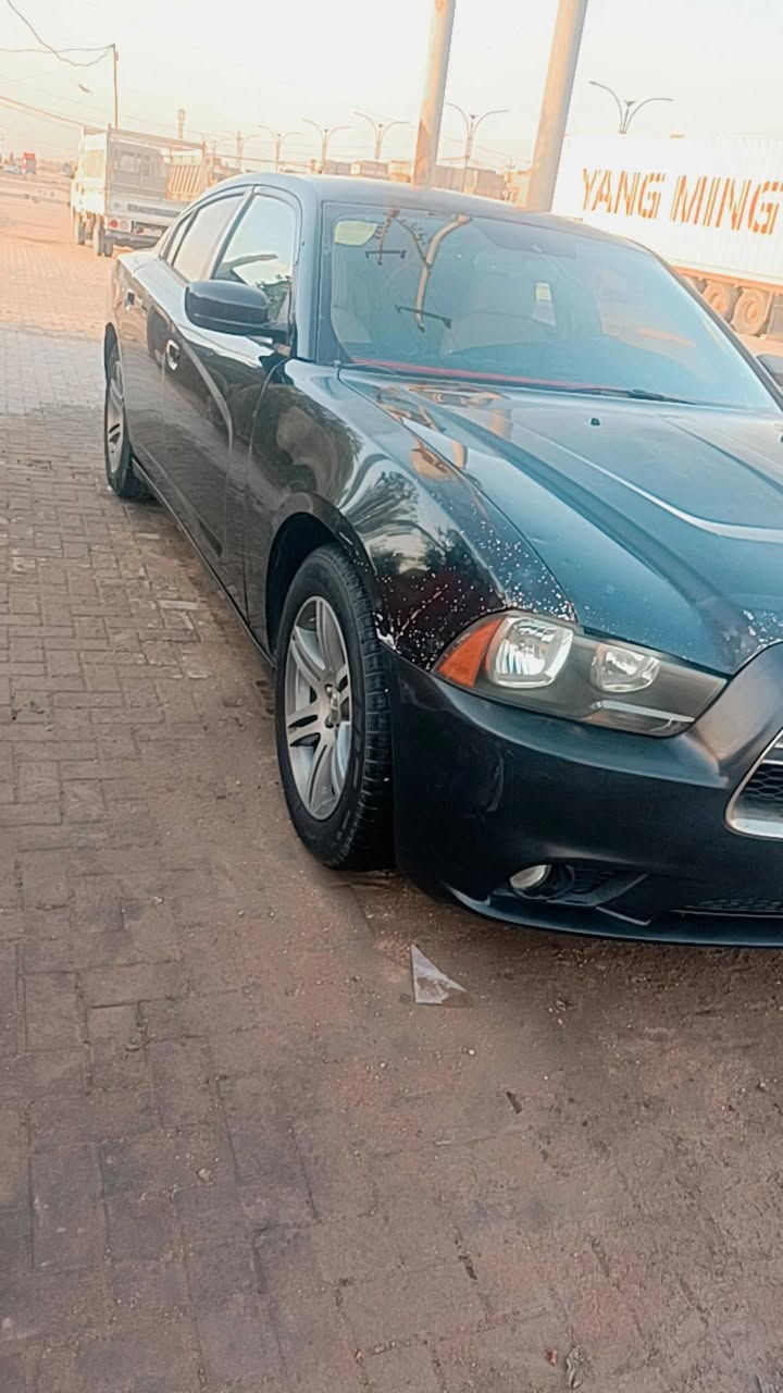 جارجر 2012معلاية2014راعيها يمي تريد وكالة مداور كفالة من الضربة بيها 3بيبان تبديل  اثر شخوط وجراد مكينه كير حدادية حلوه السعر 100وبيها مجال بسيط
***********
