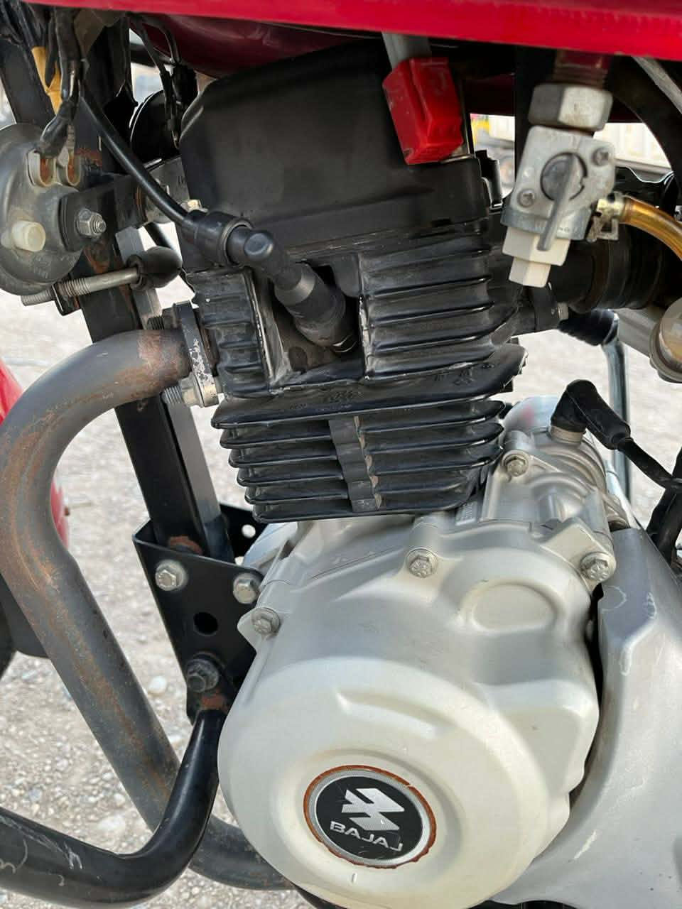 سلام عليكم اخوان بوكسر للبيع دراجه نضيفه انضف من ال صورر دراجه خير من الله مكينه كهرباءيات كولهه شغالى اي نقص مبيه امانه الله رقم نكليزي لا صرف لا دخان لا تبخيرر ال سعر مليون ٦٠٠بيهه مجال مكانهه ديالى بعقوبه قرب لمرور رقم ***********
