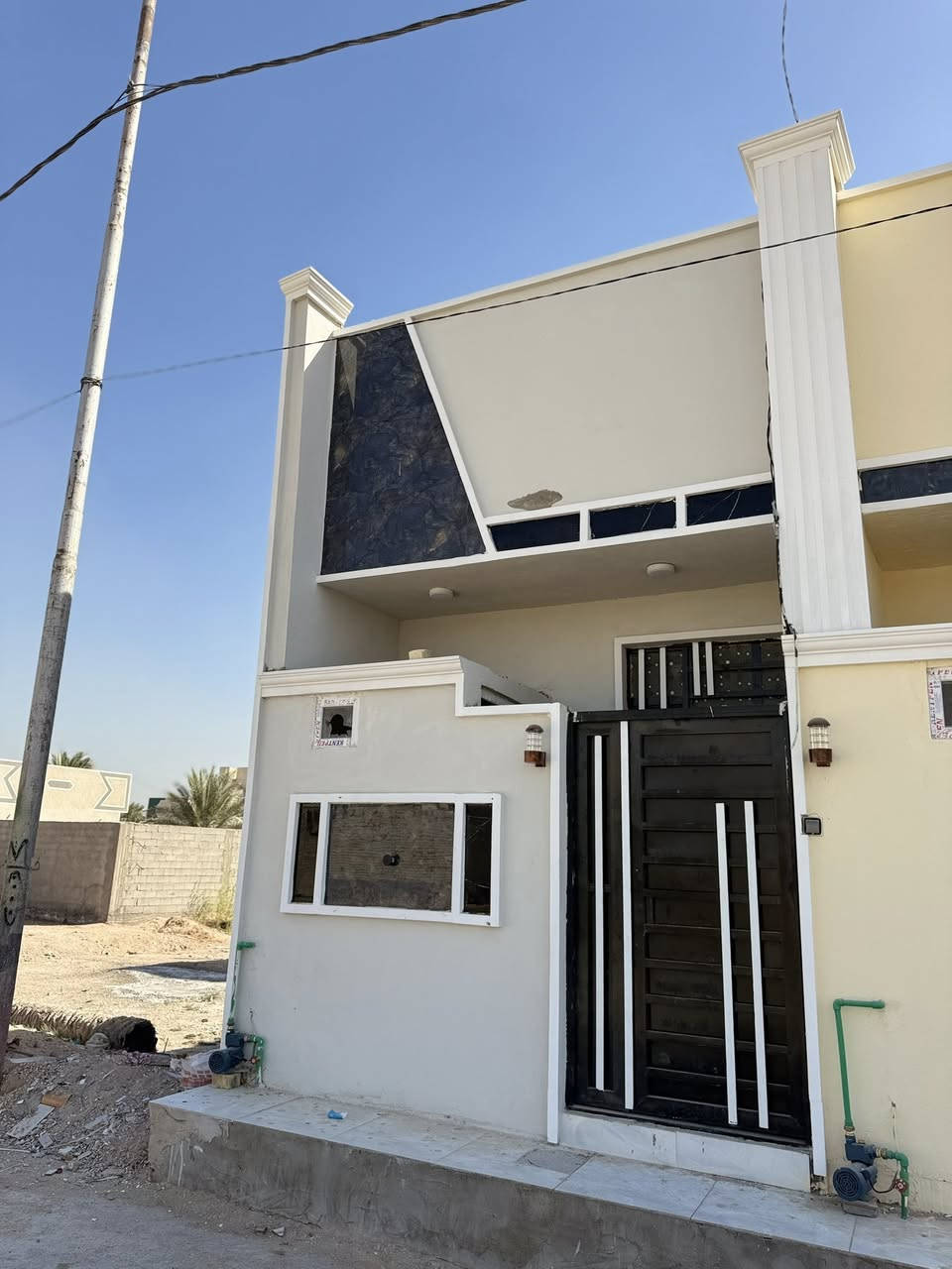 ياالله #دار اللبيع طابق واحد في كربلاء قرب مستشفى ابو مهدي المهندس 
بيت للبيع في كربلاء ملحق حي الإخلاص خلف السفارة التركيه
مساحه 50 متر يتكون من غرف نوم صاله وصحيات داخليه  كافة الخدمات ماء مجاري تبليط كهرباء بناء بلوك طابو زراعي اقرارمحكمه سند25 بيع مباشر مع صاحب الأرض
 الاستفسار والاتصال على الرقم اوتساب 
***********
