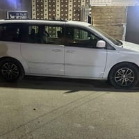 سياره دوج للبيع سياره خير من الله فول  بيبان كهرباء شاشة  تخم تاير جدي...