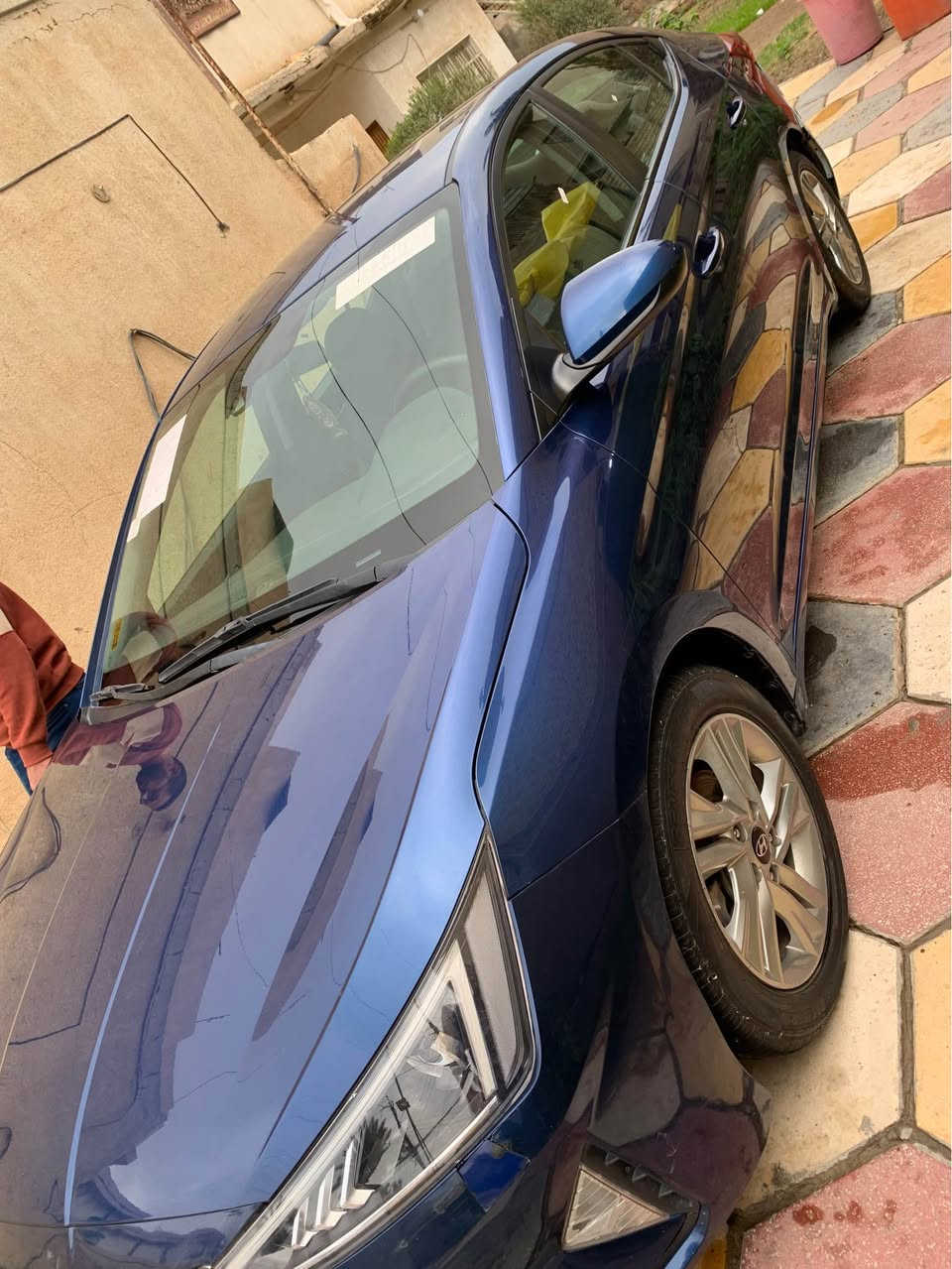 النترا مديل 2020 امريكي مكينه دوش 2000 سياره جديده لارصعات ولا شخط فول عدا البصمه والفتحه مكينه وكير مكفولات حادث بسيط جدآ لافتح ولا تبديل كتاب الفحص بلمنشور حتى بدون ايرباك ماشيه قليل اقل ٨٠
السعر 133 وبيه مجال بسيط جدآ 
اخوان السياره لجاري بأسمه شخصيآ انه مكلف بلنشر عنوانه الناصريه الزيتون خلف غرفة التجاره الشراي يتصل *********** ناصرية, ذي قار
