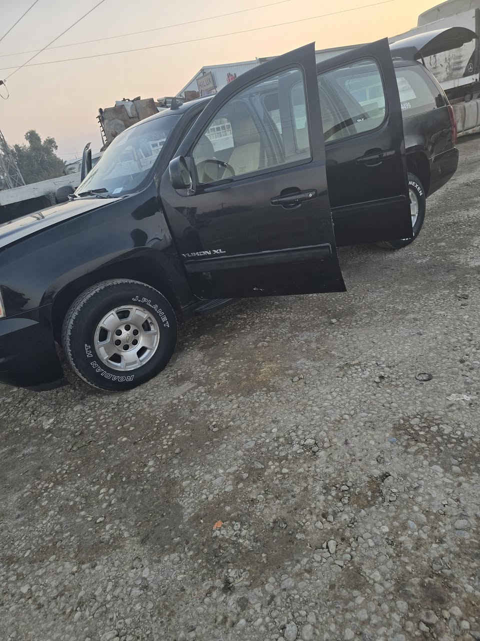 السلام عليكم
جمسي موديل 14
الرقم انبار بسمي تحويل ثاني يوم
محرك كفاله كير جديد صار يومين شديد
طخم تاير جديد بطاريه جديد
السعر 180وبيه مجال
***********واتساب واتصال
