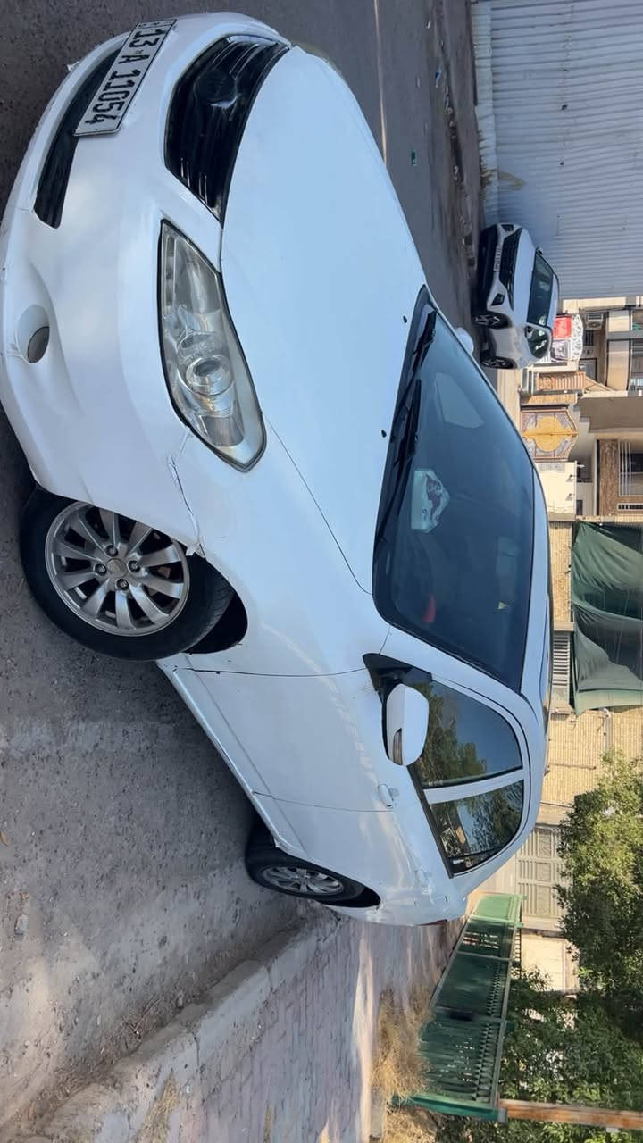 سلام عليكم 
Byd g3 للبيع 
قطعيتن كلير بيها ملاحضات طخطخات 
كير مكينه مكفولات بلادي تبريد ثلج ❄️ 
سياره بيها نقوصات بسيطه رايدها ب50 وبيها مجال بسيط مكان سياره بلمنصور للاستفسار ***********
