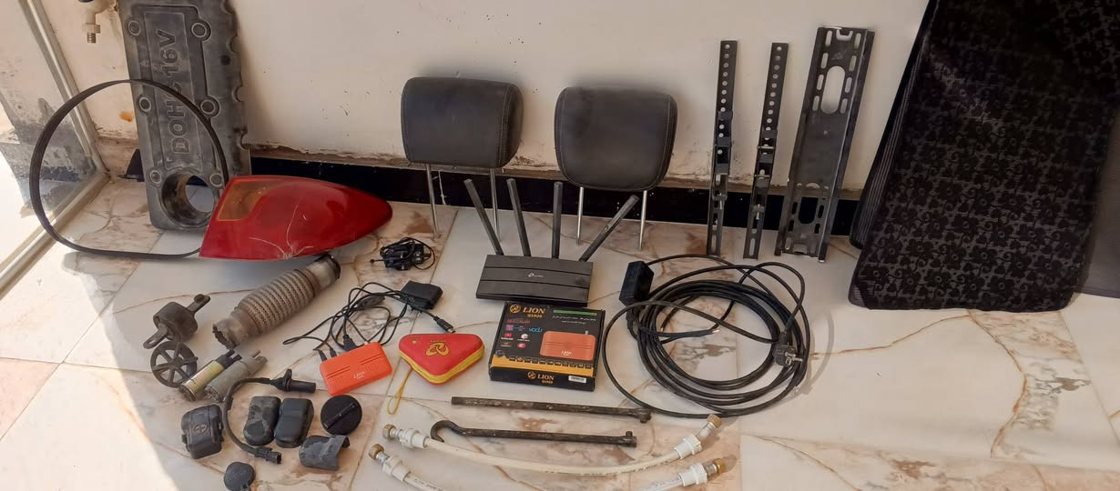 غراض للبيع مكان ديوانيه  ***********
