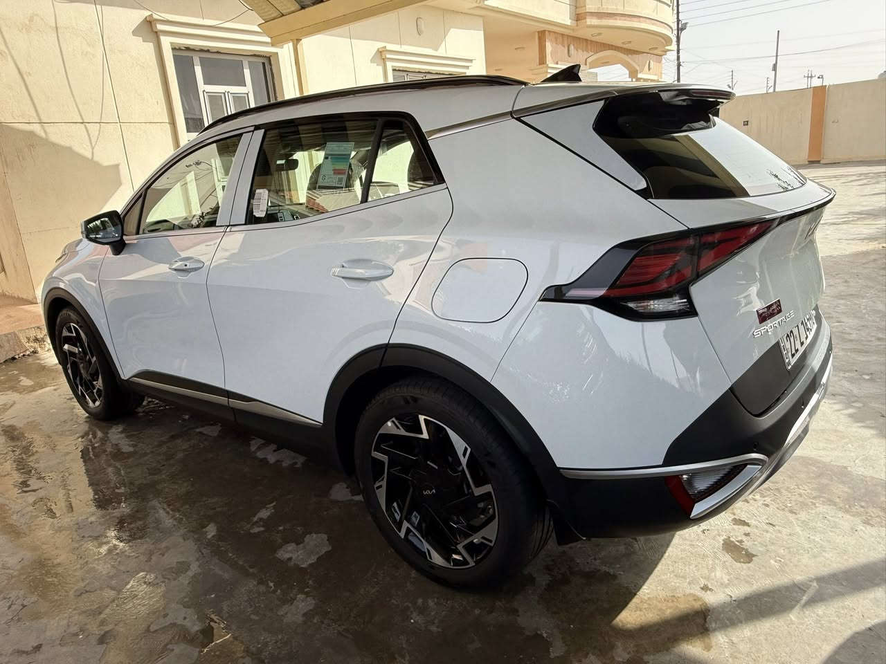 سبورتج موديل 2025 ماشيه 2900 فقط تعتبر زيرو فول موصفات السعر 245 ورقه بي مجال شي قليل للاستفسار ***********
