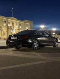 لبيع فقط بدون مراوس mercedes S class 560  موديل : 2020 عداد الكيلومتر ...