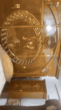 السلام عليكم غرفه بعدها بكياسها عارضها مليون وبيها مجال شد ونقل ***********
