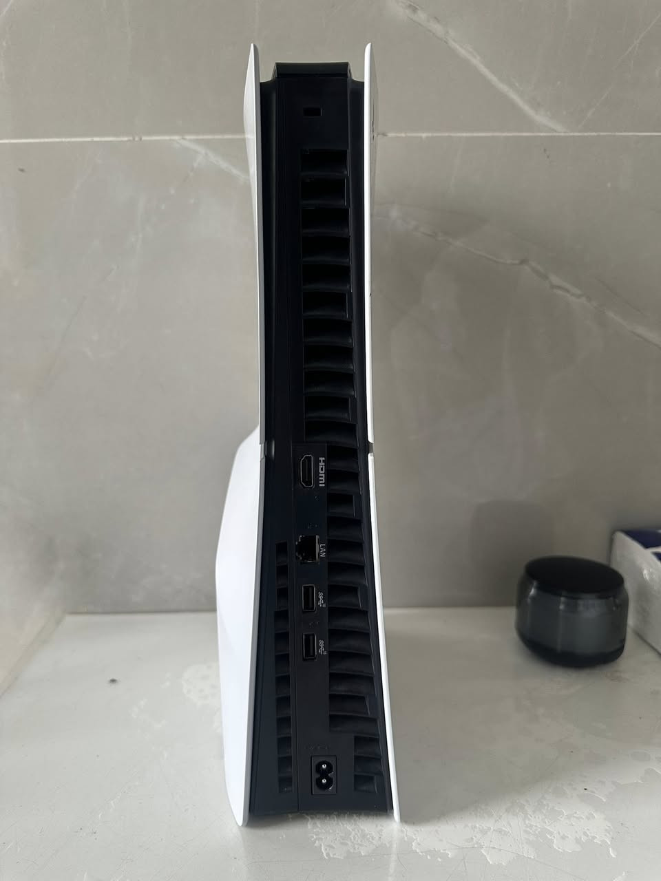 Ps5 سلم 1 تيرا للبيع
جهاز جديد استعمال شهر واحد 
مع جميع ملحقاته 
وقرص فيفيا25
السعر 600  الف 
العنوان بغداد نفق الشرطة 
***********
