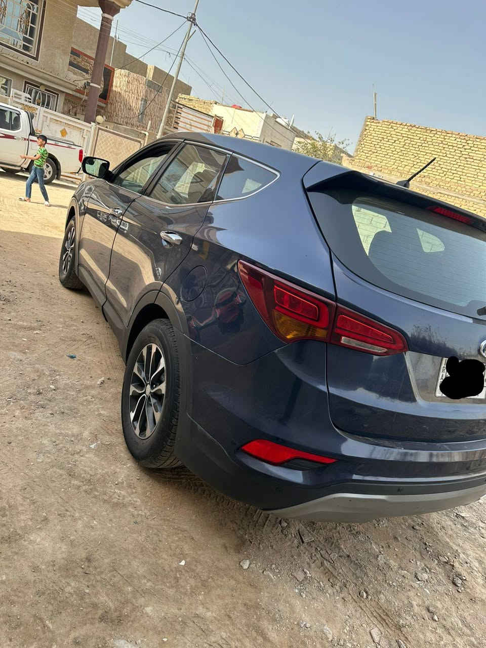 سنتافيا 2018
امريكي ضرر اربع قطع بنيد وجاملغات بدون دواخل 
موصفات نصف فول 
مكينه اربعه سلندر كفاله 
مابيه نقص 
رقم بغداد  
سعر 143 وبيه مجال 
***********
