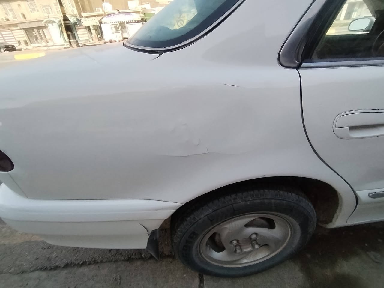 السلام عليكم
سوناتا تو موديل ١٩٩٥ تبريد شغال
تخم تايرات صدر جديد
سنويه لل30
هزه جديده
كير خير من الله
مكينه بيه دخانه بسيطه
عنوان ديالئ بعقوبه ***********
السعر 41 بيها مجال
