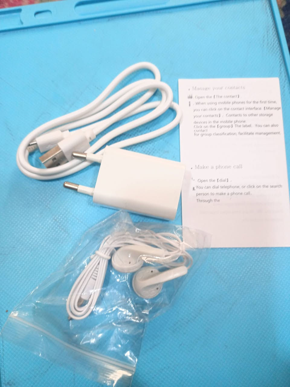 للبيع موبايل بعده جديد بالباكيت ما مشتغل ما اعرف شنو اسمه التفاصيل بالصوره سعره 50 الف للاتصال ***********
