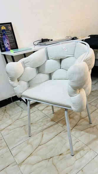 كرسي درجة اولى 
سعر 85 الف مع توصيل 
جديد مغلف 
بالكارتون 
واتس اب 
***********
