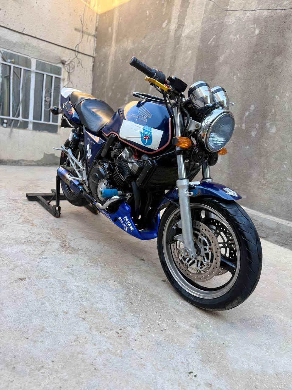 دراجه سبي فور400 اوراق حتى  كمركها متفوع  مكفوله كفاله عامه  دراجه مال جناي مرتبه كلش  مزوده رياضي صالنصه رياضي  ستيرن رياضي  تايرات تخم جدد معدل شرط 180 وتعبر كلشي شغال بيه كهرباياته كامله فصله نار شرط  حبايب جاهزه عل اخير نكره بكل وقت نضافته كدامك صور تحكم وبعد أحله من صوره  السعر مليون و600
مكان دراجه بابل ***********‬‏ شراي يتصل تريد واتساب هم موجود
