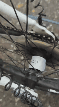 عندي بايسكل جينت اللبيع  حجم24   كلاو شغال من عدها الدبل    السعر150وب...