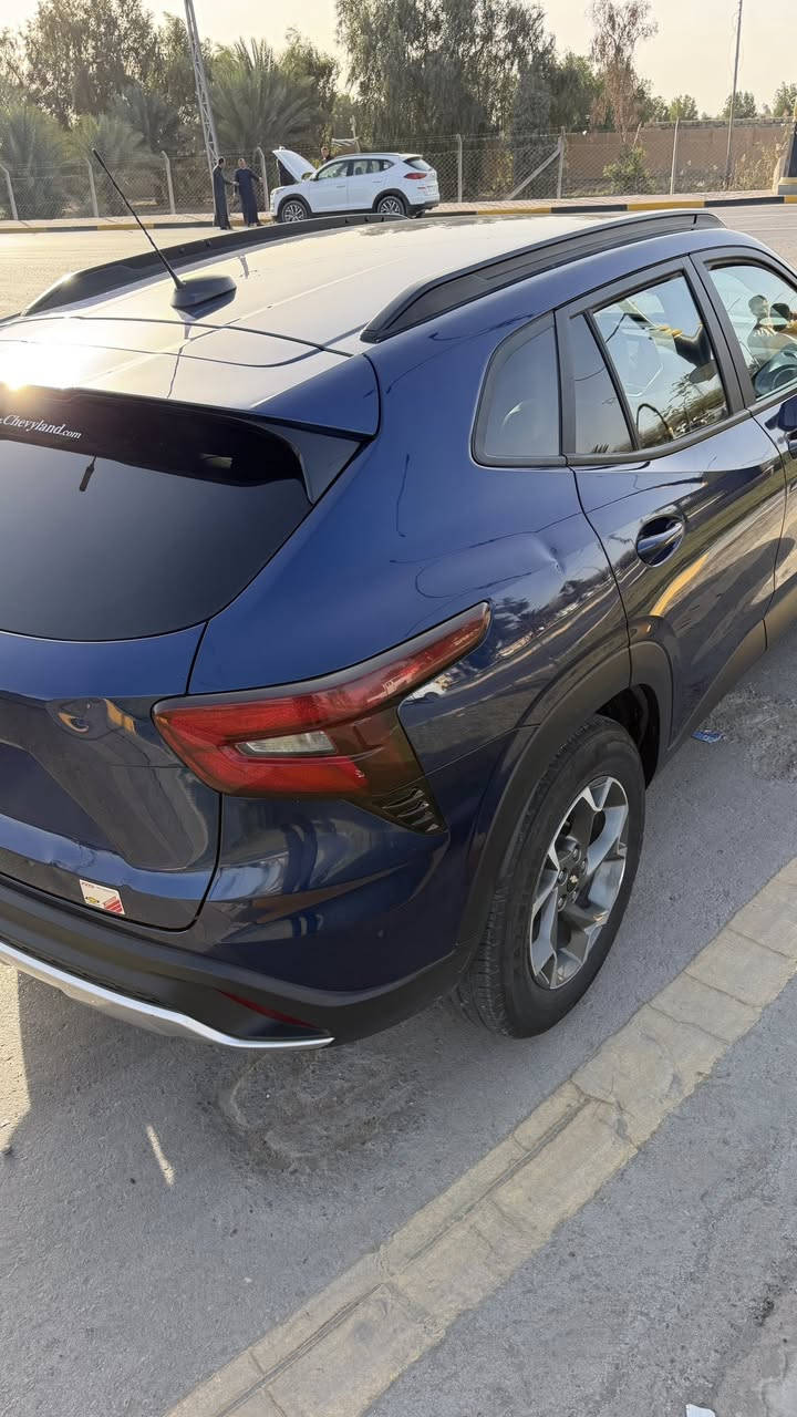 شوفرليت تراكس
" 2024 "

حره باسمي ترقيم جديد 
فول فول مواصفات عدا الفتحه  
حادثها فقط بدايه البنيد ومصبوغه نفس اللون مطابق ميه ميه 
ماناقصها برغي واحد
شاشه كبيره متصله 
داتا شو 
هاند بريك بصمه 
شاشه عدادات 
رادار امامي خلفي
توقف ذاتي 
اشاره ترحيب
لد اماني خلفي
شاشه كار بلي
تبريد ثلج شادلها مراوح ب 525 الف
اوتو ستوب يعني تطفه وحدها بلتقاطع وتشتغل
تحديد مسار 
اربع منافذ يو اس بي
جام سستم مانع صوت كلش حلو بيها 
غرفه نضيفه حيلللل
خمس وضعيات ايقونات قياده
تحكمات ستيرن  كاملات 
حساس اماني وتوقف وبريك  
محرك اقتصادي حيل وسريع  
بانزين عادي محسن 
شاشه اعطال كامله تخص السياره 
حساس قرائه الدهن ونسبته هم بلشاشه 
تبريد ذكي ينصه وحده اذا اكو اتصال ويرجع وحده 
خزن لاسلكي 
اريل كهربائي مدري شسمه بلقماره
جنطتها واسعه جداااا 
كعدتها مريحه
ويل17
 وتايرات جديده
عاليه وحداديتها بلجيس
ادامه كامله مسويلها ومتتعتاز ربع دينار حته دهن بدلتلها وكاله بعدله 10 الف ياله يتبدل 
تاير حساسات  
سنتر لك قفل ذكي 
وبعد بيها هواي مواصفات ماجاي اذكره‭

‭٠٧٧٥ ٨٦٨ ٢٠٠٠‬
