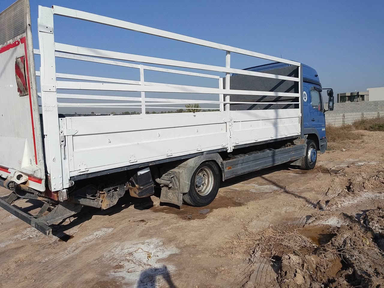 السلام عليكم اتيكو 2004 8 طن الطول 6:30 ***********
