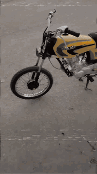 دراجة للبيع تعمر 25 والشاص 22 شلامج لبلاد ابو القفل مكينه رابيدو 25 ام 6احرف الدراجه مخزونه أوراق 6ويه المكاتب 7الشاصي حلاوي الشراي يدش خاص ***********
