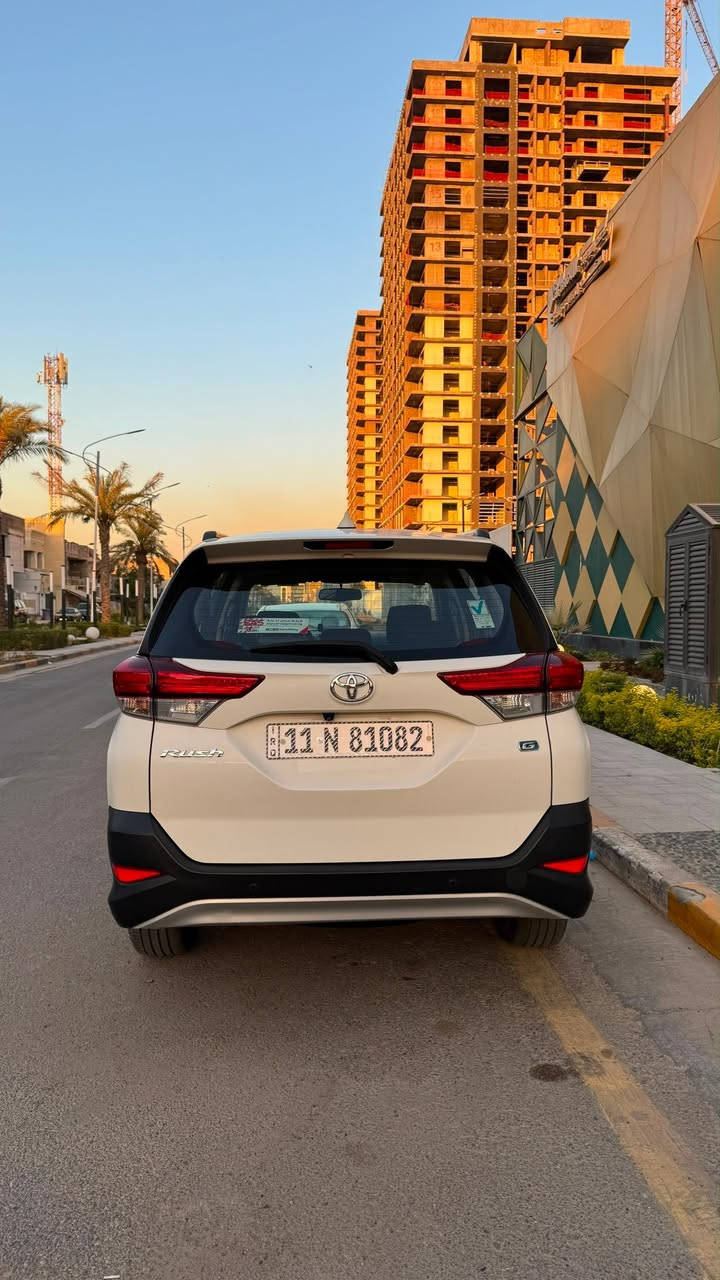 راش TOYOTA
موديل 2020
المواصفات: خليجي شركة SAS 
بدون صبغ فقط الدعامية الامامية بيهة شخوط قليلة 
تحكم استيرن
نظام اقتصادي الوقود ECO
نظام مانع انزلاق ABS
نظام الثبات الإلكتروني ESP
كير اوتوماتيك
دشبول خياط
داخل لونين
تبريد خلفي منفصل
ترايش نيكل
حساس خلفي
كاميرا خلفية
اشارة بالمري
لد نهاري
لايت زنون(عالي+ناصي) LED
بك لايت LED
بك لايت ضبابي
خمسة ويل كب
ويل 17
رقم بغداد بسمي
محرك 1500
‏BLUETOOTH 
‏ السعر المطلوب 153 مكاني بغداد العامرية . *********** السيارة بأسمي والرقم جديد
