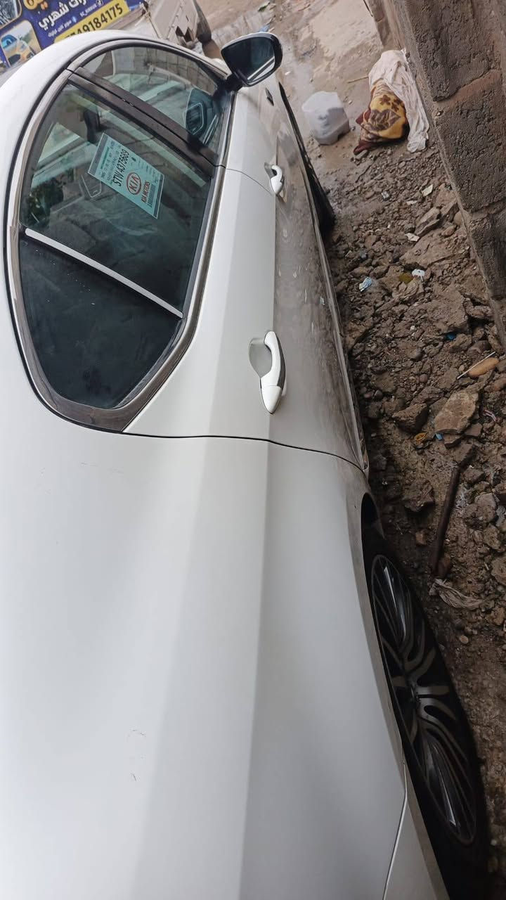 سلام عليكم كيا كادنزا فول مواصفات معروفه مواصفات الفول سونار موجود بالصور هزه جديده قبل شهر  سنويه جديده سياره فقط بيها مكينه كامت قبل اسبوع صدر تايرات كله جديد هزه جديده والكل تعرف هزه الشمال شلونها 103 وبيها مجال بسيط عنوان كركوك


**إذا كنت صاحب هذا الإعلان وتريد حذفه لأي سبب، رجاءا أرسل رسالة إلى الدعم الفني**