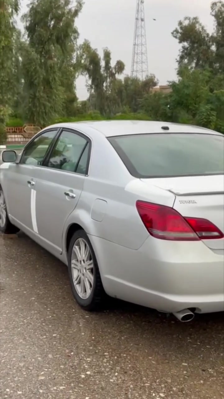 :

🚗 تۆیۆتا ئەڤەلۆن ٢٠٠٨ بۆ فرۆشتن (زۆر خاوێن ) 🚗
ئۆتۆمبێلێکی تۆیۆتا ئەڤەلۆنی مۆدێل ٢٠٠٨ی ئەمریکی، سەیارەی دەستی خۆمە، زۆر خاوێنە و بەبێ هیچ کێشەیەک  ئامادەیە.
📌 گرنگترین تایبەتمەندییەکان:
ـــــــــــــــــــــــــــــــــــــــــــــــــــــــــــــــــــــــــــــ
مۆدێل: ٢٠٠٨ (مواسەفات ئەمریکی)
ڕەنگ: دەرەوەی سیلڤەر (زیوی)، ناوەوەی ڕەش
ڕۆیشتوو: تەنها ١١٥,٠٠٠ کیلۆمەتر ڕۆیشتووە
بۆیاغ و لێدراو: بەشەرت، بێ بۆیاغ و بێ لێدان
گێڕ و مەکینە: زۆر تەندروست و بەشەرت
سیستەمی کارەبایی: تەواوی کارەباییەکانی بەشەرتن
یاسایی: سەنەوی و بەناوکردن بەشەرتە
✨ مواسەفاتی ناوەوە و ئۆپشنەکان:
ــــــــــــــــــــــــــــــــــــــــــــــــــــــــــــــ
کوشنی چەرم (جلد) و کارەبایی
شاشە ئایپاد و سوکان ڤۆلیۆم
تەعدیل سورعە (کروز کۆنتڕۆڵ)
قوفڵ مەرکەزی
چوار جام کارەبایی
💰 نرخ: ١٤٠ وەرەقە (کەمێک مەجالی تێدایە)📍 شوێن: کەلار
📞 بۆ کڕین و پەیوەندیکردن، پەیوەندی بکەن بەم ژمارانەوە:
***********
***********
ــــــــــــــــــــــــــــــــــــــــــــــــــــــــــــــــــــــــــــــــــ
⚠️ تێبینی گرنگ: تکایە ئەگەر موشتەری نیت سەرمان مەیەشێنە! تەنها کڕیاری جیددی پەیوەندی بکات.
