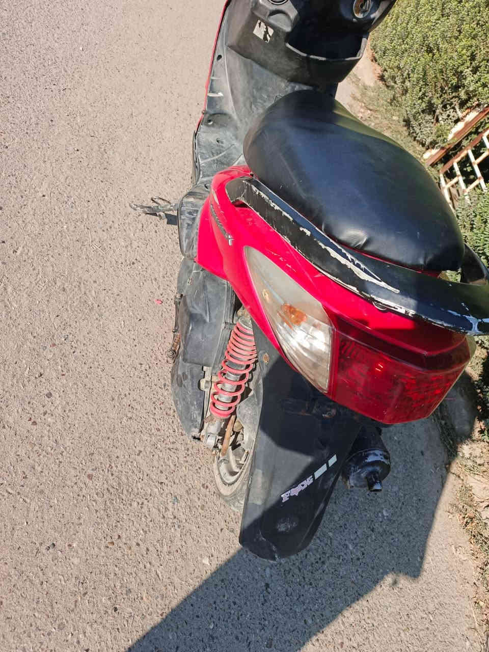 سكنس فحل قبق ناصي سلف  كهربياتهة شغالة  نقصهة عرموطة هندر  سعر ٤٠٠ وبيهة مجال مكاني بغداد الغزالية ‭٠٧٥١ ٩٢٢ ٥٧١٠‬ متواجد واتساب
