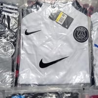 حبايب متوفره عندي شلعه مال ادريسات بدي فقط المنشا برازيلي و تايلندي وك...