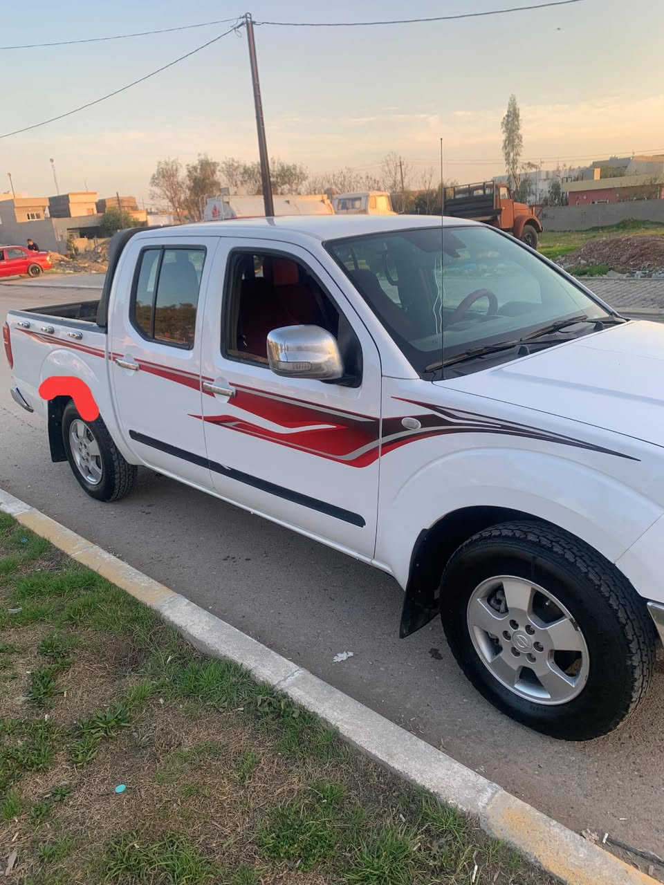 نفاره 2009 )سنويه جديد 2028)كيرومحرك بشرط تجفيت جديد و (صبغ مؤشر بل صوره(السعر 108مجال( ***********)(***********(
