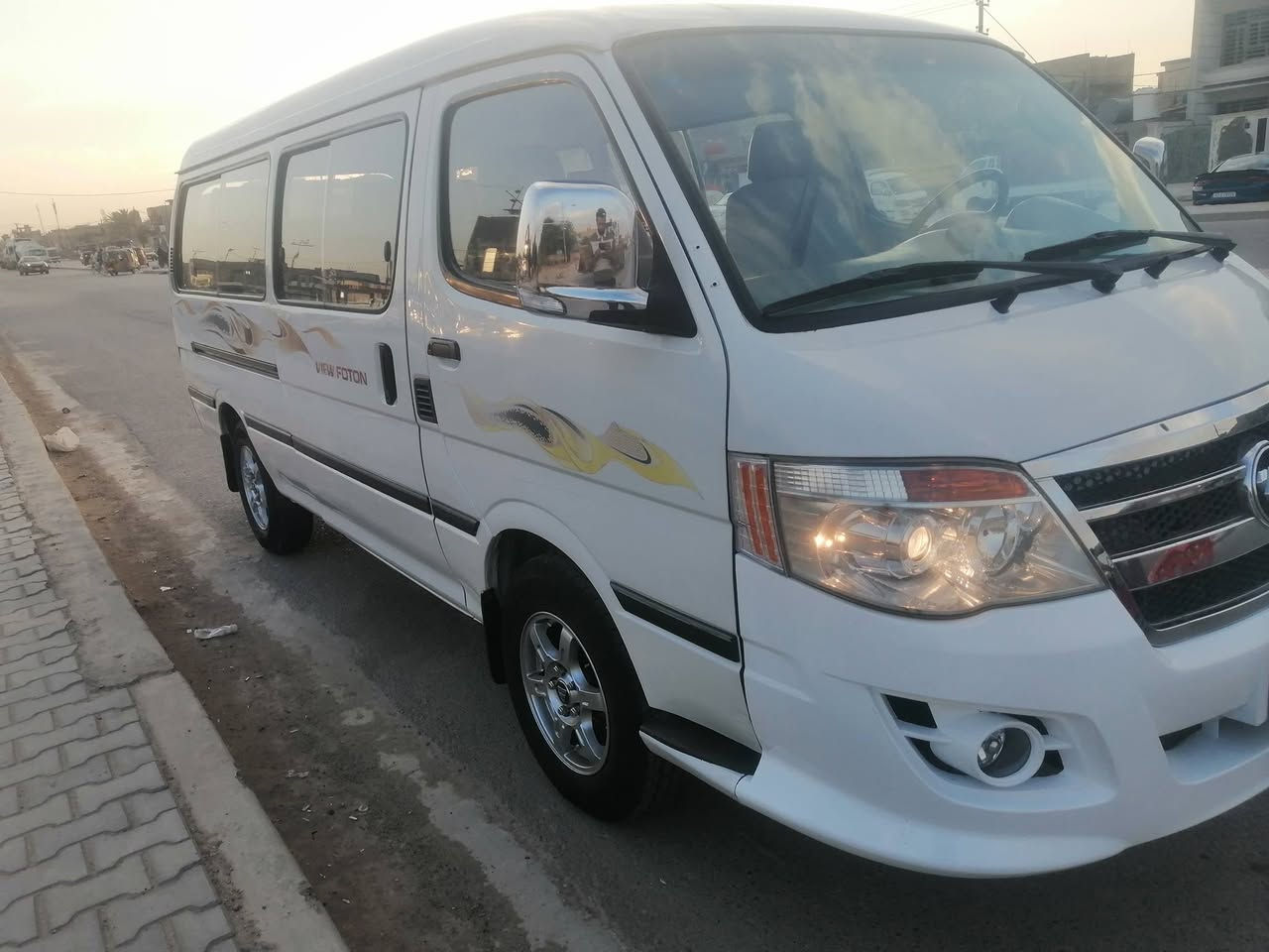 سلام عليكم فتون 2015 استلام 18 سياره عل وضع شركه قطره خياس مابيهه شركه مكفوله من كلشي رقم بغداد انكليزي تخم تاير جديد صدر خلفي ولا أمامي جديده كهربائي كلهه شغال مدوشمه عامه مكان بغداد رقمي ***********
