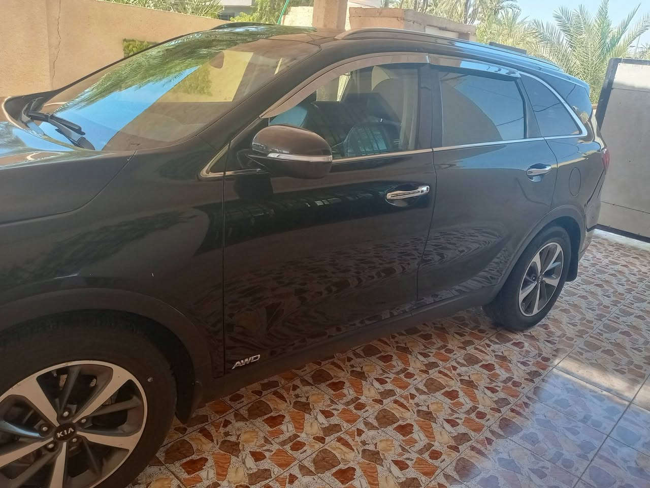 سورنتو موديل 2019 
فئة EX 
اعلى مواصفات وارد امريكي حادثه بالمنشور بدون تبديل صبغ فقط مكان الحادث وصبغ جوه الرقم الخلفي رقم بغداد باسمي ستة سلندر فور ويل بصمة بانوراما سايد بريك دكمة رادارات أمامية وخلفية وجانبية يدات ترحيب سبعة راكب ثلاث قطع تبريد تحديد مسار كشنات كهرباء وجلد بردات حساسات أمامية وخلفية جنطة كهرباء تدفئة كشنات وستيرن لدات أمامية وخلفية ماشية 101 تخم تاير جديد وحدادية جاهزة مكان السيارة بابل للاستفسار متوفر واتساب على الارقام
***********
***********
