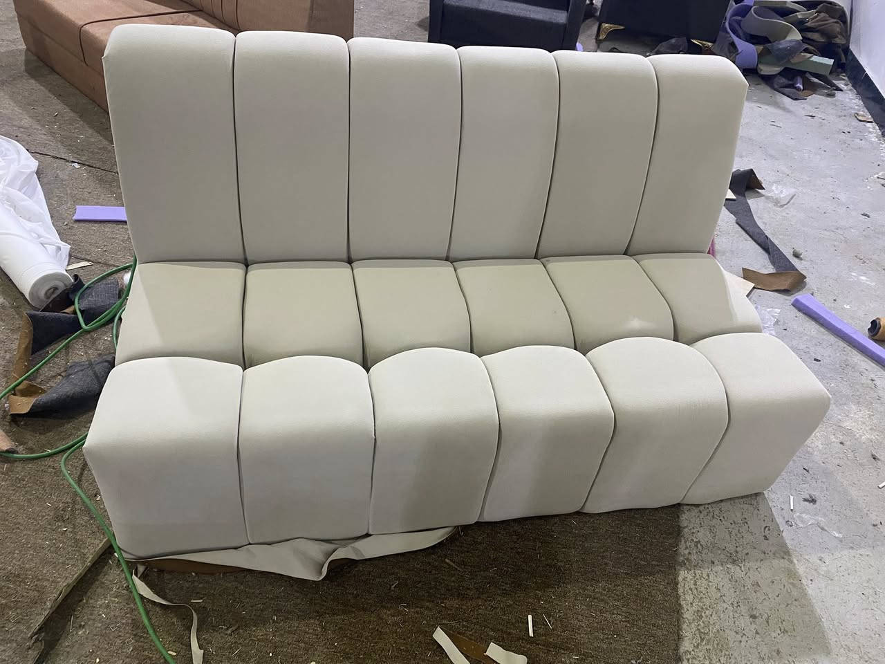 عمل ديوان تزكام حسب الطلب سعر المتر ١٠٠ الف فقط ضمان ٥سنوات العنوان ديوانيه حي الامين ***********
