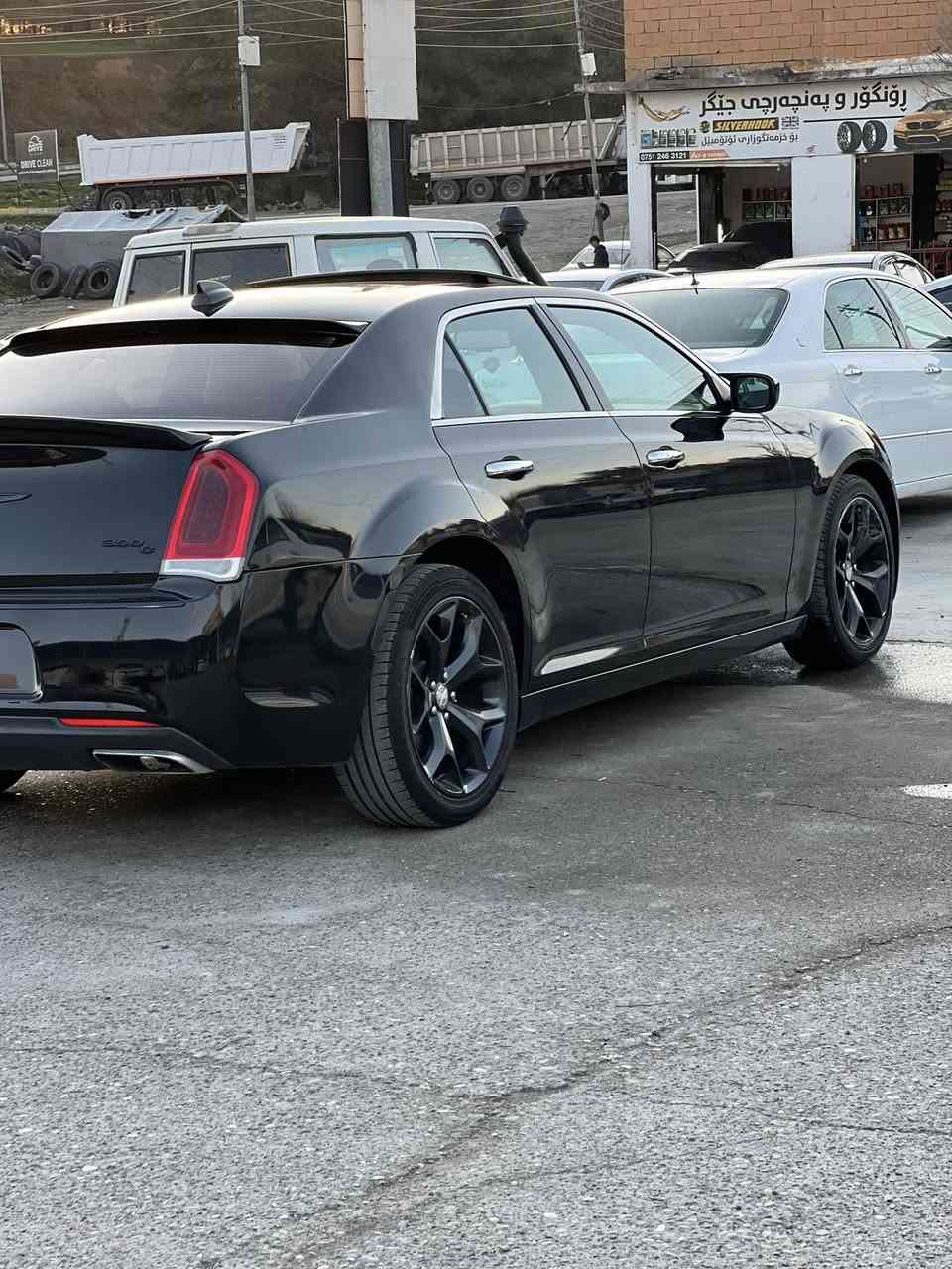 ئؤباما ٢٠١٦
ليزه ري دوبه ي 
براوه 
سه قف و حيزامي به شه رته
ليدراوي نيه 
كراوه به ٢٠٢٢
له حيه شؤر پيش گه وره 
لايتي ٢٠٢٢ بؤ به سراوه
فول مواسفات 
پانؤراما 
شه غال
شاشه گه وره 
گيرماوس 
كاميرا 
چوار كوشن ساردوگه رم 
سوكان هيته ر
كوشن خه زن 
كوشن جلد و كوشن كاره بايي 
ته بريد مه ركه زي
چوار تايه و ويلي S   ٢٠٢٢ بؤ به سراوه
ئاوينه باتمان 
گيرومه كينه و كاره بايي به شه رتي ١٠ فيته ر
نوقساني نيه 
كامل پيش و پشتم توند كردوه ته وه 
چركه ي تيدانيه 
هه مووگياني به شه رت
شوين قه لا دزي 
سه ياره كه يه ك چال و شوختي نيه 
***********
