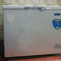 مجمدة جديدة • بغداد حي نصر • اشتريتها من شهر